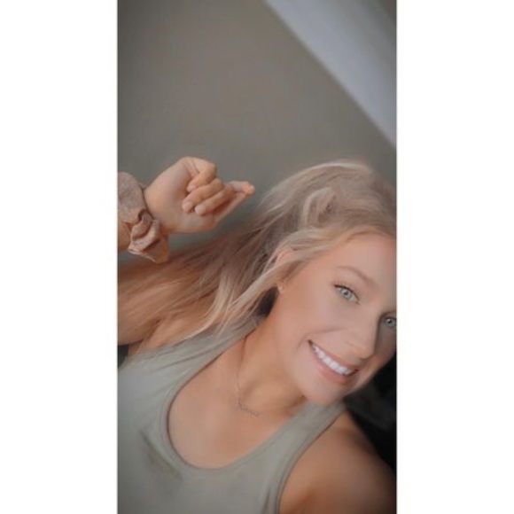 Meet your Posher, Keri - Picture 1 of 1